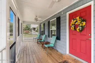 138 NE 74th Street, Oak Island, NC 28465 — 3-bedroom home, Oak Island, NC, photo 7 of 44