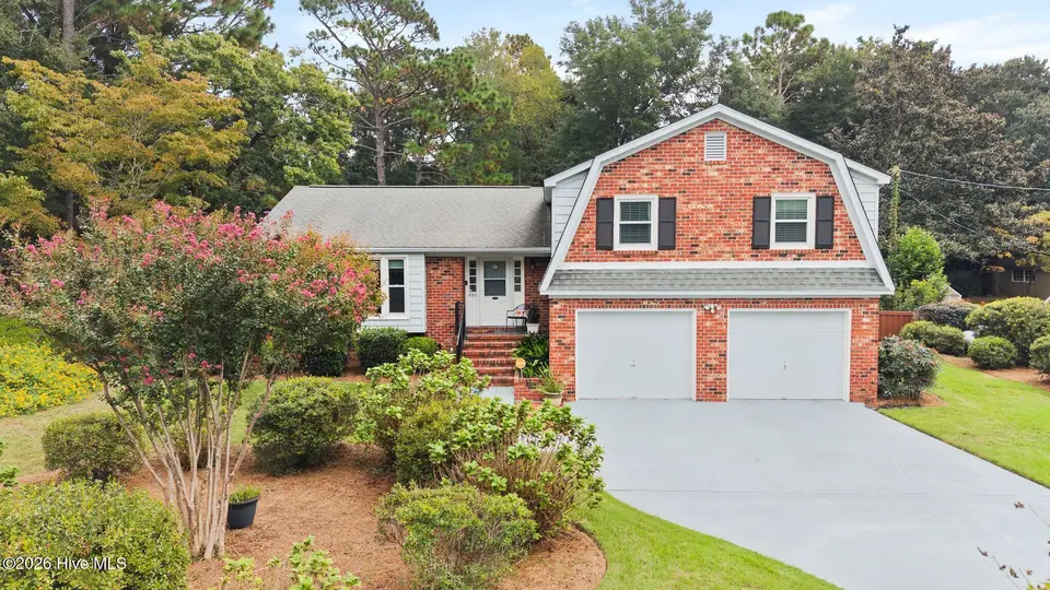 2316 Lynnwood Drive, Wilmington, NC 28403 — 4-bedroom home in Glen Meade, Wilmington, NC, photo 1 of 72: 1_DJI_20261009140559_0071_D