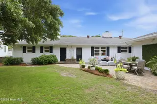 2112 Evans Street, Morehead City, NC 28557 – photo 12: 13-web-or-mls-1S3A7642