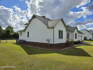 939 Teakwood Drive, Greenville, NC 27834 – photo 4: 8718992443036316304