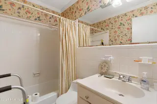 5118 Midyette Avenue, Morehead City, NC 28557 – photo 22: Bathroom