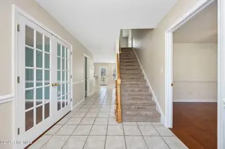 438 Star Hill Drive, Cape Carteret, NC 28584 – photo 17: 17-web-or-mls-438-Star-Hill-Dr-Nov-2025-