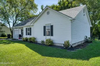 107 Springvale Street, Elizabeth City, NC 27909 – photo 23: 20-web-or-mls-107-springvale-st