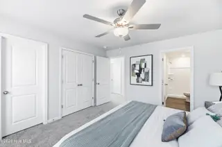 617 Sandy Hollow Drive, Jacksonville, NC 28540 — 4-bedroom townhome in Sandy Hollow Townhomes, Jacksonville, NC, photo 9 of 22: Watercrest_570_Sandy_Hollow-31 (24)