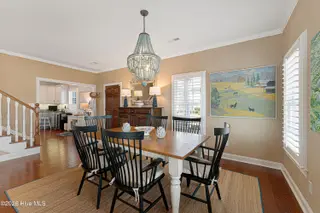122 Front Street & Slip #5, Beaufort, NC 28516 — 4-bedroom home, Beaufort, NC, photo 10 of 63: Dining area