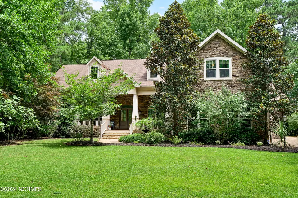 907 Grandview Drive, Hampstead, NC 28443 – photo 1 of 69: 001_p6666127_402