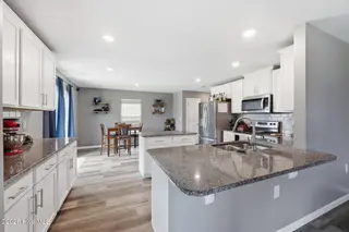 321 Ginger Drive, New Bern, NC 28560 – photo 16: 31-web-or-mls-0C0A8270