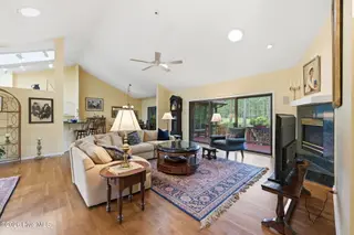 908 Sawgrass Court, New Bern, NC 28560 – photo 5: hardwood floors