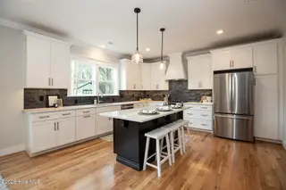 1407 Chestnut Street, Wilmington, NC 28401 – photo 6: Chestnut1407-5kitJenL33A0920 copy