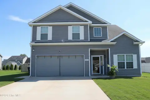 2016 Eleuthera Way, Elizabeth City