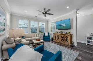 2085 Manor Parc Drive, Calabash, NC 28467 – photo 5: 55-web-or-mls-47 family room