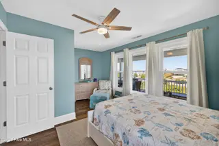 6626 W Beach Drive, Oak Island, NC 28465 – photo 24: 6626WestBeachDrive-76