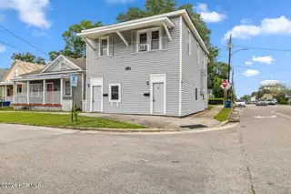 723 S 6th Street 1/2, Wilmington, NC 28401 – photo 1: 723.2