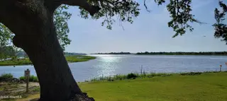 1074 Wilson Avenue SW, Calabash, NC 28467 — 3-bedroom home in Calabash Acres, Calabash, NC, photo 15 of 44