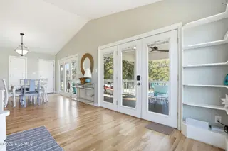 625 S Fourth Avenue, Kure Beach, NC 28449 – photo 18: 21_625_S_4th_Ave_-_photos_030