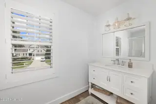 2108 Hidden Harbor Drive, New Bern, NC 28562 – photo 24: powder room