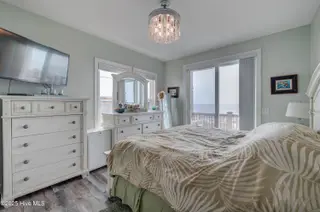 2017 W Beach Drive, Oak Island, NC 28465 – photo 20: 2017WBeachDrive-36