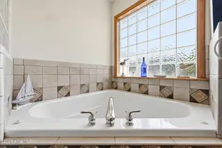 1821 S Shore Drive, Surf City, NC 28445 – photo 23: 43-web-or-mls-_RAD2875