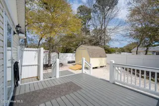 208 NE 52nd Street, Oak Island, NC 28465 – photo 9: 47-web-or-mls-DSC04431