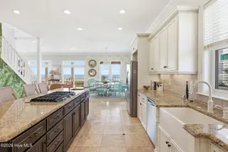 111 S Anderson Boulevard, Topsail Beach, NC 28445 – photo 14: 017_111_s_anderson_blvd-17_803
