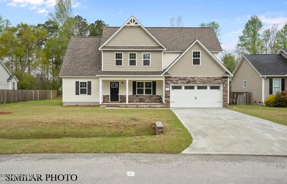 803 Tupelo Tree Drive, Hubert, NC 28539 – photo 1 of 53: IMG-8112