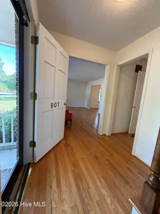 907 Chestnut Drive, Smithfield, NC 27577 – photo 12: IMG_9636