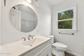 2707 Alabama Avenue, New Bern, NC 28560 — 2-bedroom home in Oakside, New Bern, NC, photo 22 of 54: bathroom