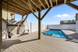 728 New River Inlet Road, North Topsail Beach, NC 28460 – photo 21: 19-web-or-mls-18-print-17