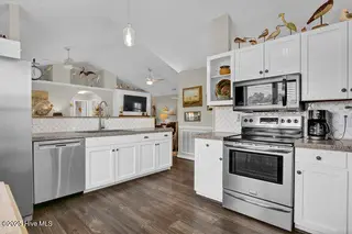 5110 Sun Coast Drive, Wilmington, NC 28411 – photo 9: 009_p2333368_598