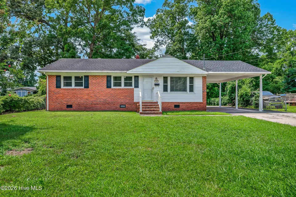 118 Puller Drive, Jacksonville, NC 28540 – photo 1 of 22