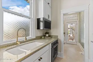 1805 Wrightsville Avenue, Wilmington, NC 28403 – photo 18: 24-web-or-mls-DSC00100