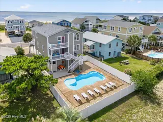 192 Ocean Boulevard W, Holden Beach, NC 28462 – photo 8: 192 Ocean Boulevard W