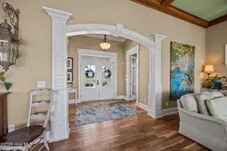 8404 Sound Drive, Emerald Isle, NC 28594 – photo 6: Entry
