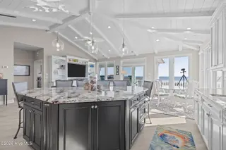 102 E Summer Place, Emerald Isle, NC 28594 – photo 12: 102 E Summer Place