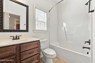 2008 Leighton Drive A, Greenville, NC 27834 – photo 17: 44-web-or-mls-IMG_0083