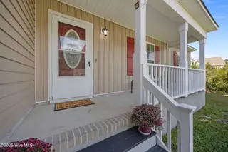 314 Jasmine Lane, Jacksonville, NC 28546 – photo 2: 46-web-or-mls-314 Jasmine Ln 92