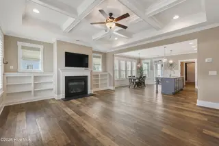 725 Wharton Avenue, Wilmington, NC 28412 – photo 5: Living Room