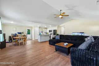 122 Wilderness Trail, Smithfield, NC 27577 – photo 6: 7 -122 wilderness trl, interior