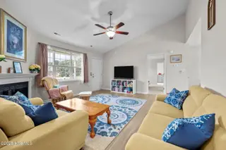 446 Dion Drive, Hubert, NC 28539 – photo 6: 45-web-or-mls-446 Dion Dr. 9
