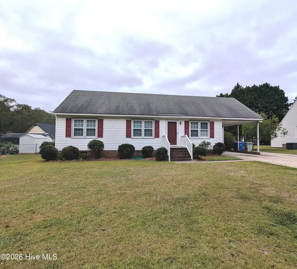 2721 Tilghman Road N, Wilson, NC 27896 – photo 1 of 14: Front View