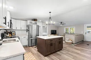 1936 Ocean Haven Road SW, Ocean Isle Beach, NC 28469 – photo 12: 21-web-or-mls-Cammediallc.com (35 of 51)
