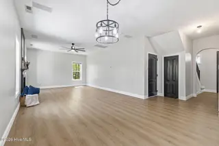 438 Scrub Oaks Drive, Hampstead, NC 28443 – photo 11: 22-web-or-mls-GI - 438 Scrub Oaks Dr - L