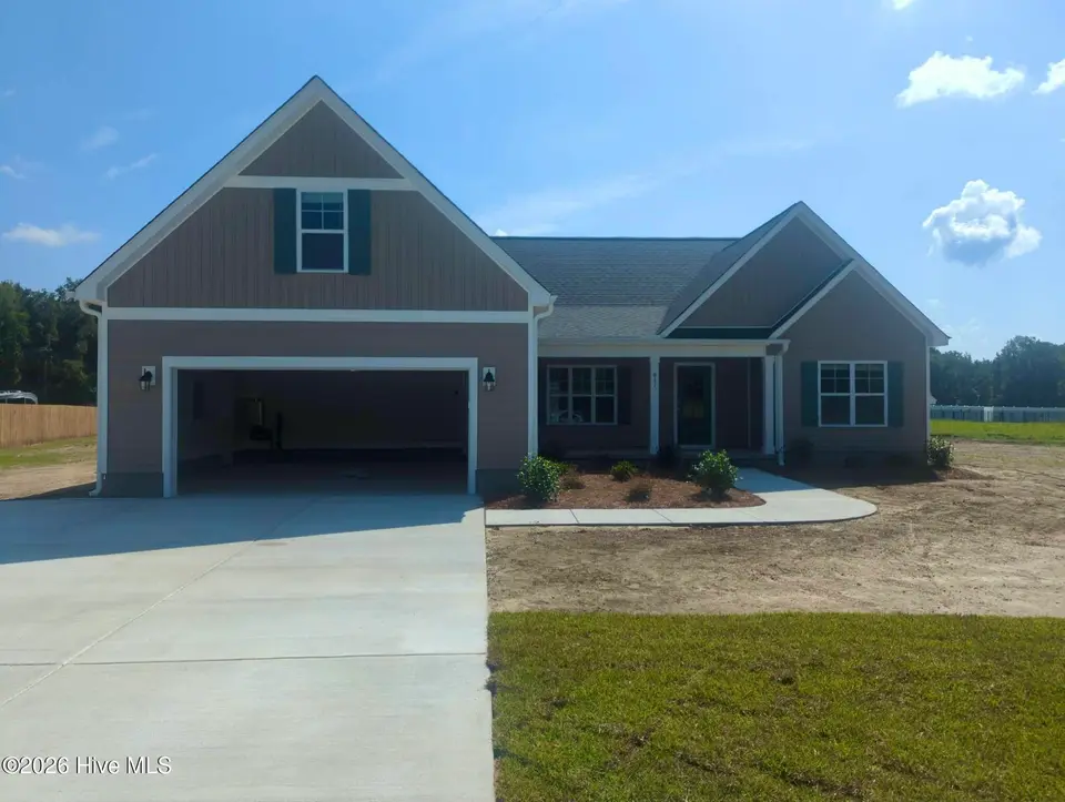 811 Lendy Drive, Greenville, NC 27858 – photo 1 of 33: 123_1