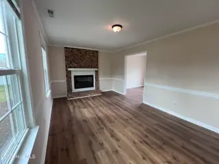 317 Beechwood Drive, Havelock, NC 28532 – photo 6: Living room