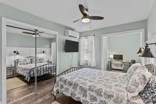 208 Hamlet Avenue, Carolina Beach, NC 28428 — 3-bedroom home, Carolina Beach, NC, photo 9 of 49: 27-web-or-mls-BTS00854