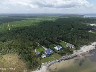 558 Sandy Point Drive, Beaufort, NC 28516 – photo 21: Aerial view of shoreline