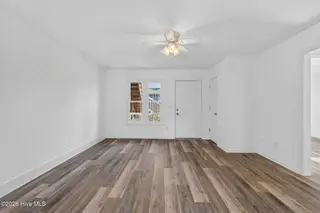 4190 Spirea Drive Unit D, Wilmington, NC 28403 – photo 11: Living Area