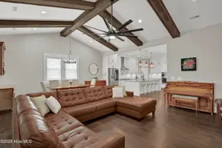 135 Spicer Lake Drive, Holly Ridge, NC 28445 – photo 18: Livingroom