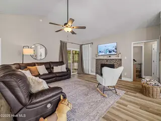 200 Fairmont Lane, Jacksonville, NC 28540 — 3-bedroom home in Williamsburg Plantation, Jacksonville, NC, photo 16 of 64