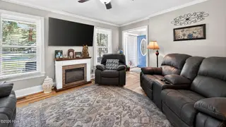 846 Darrell Drive, Greenville, NC 27834 — 3-bedroom home in Forest Pines, Greenville, NC, photo 8 of 39: 5-web-or-mls-846 Darrell Drive-4